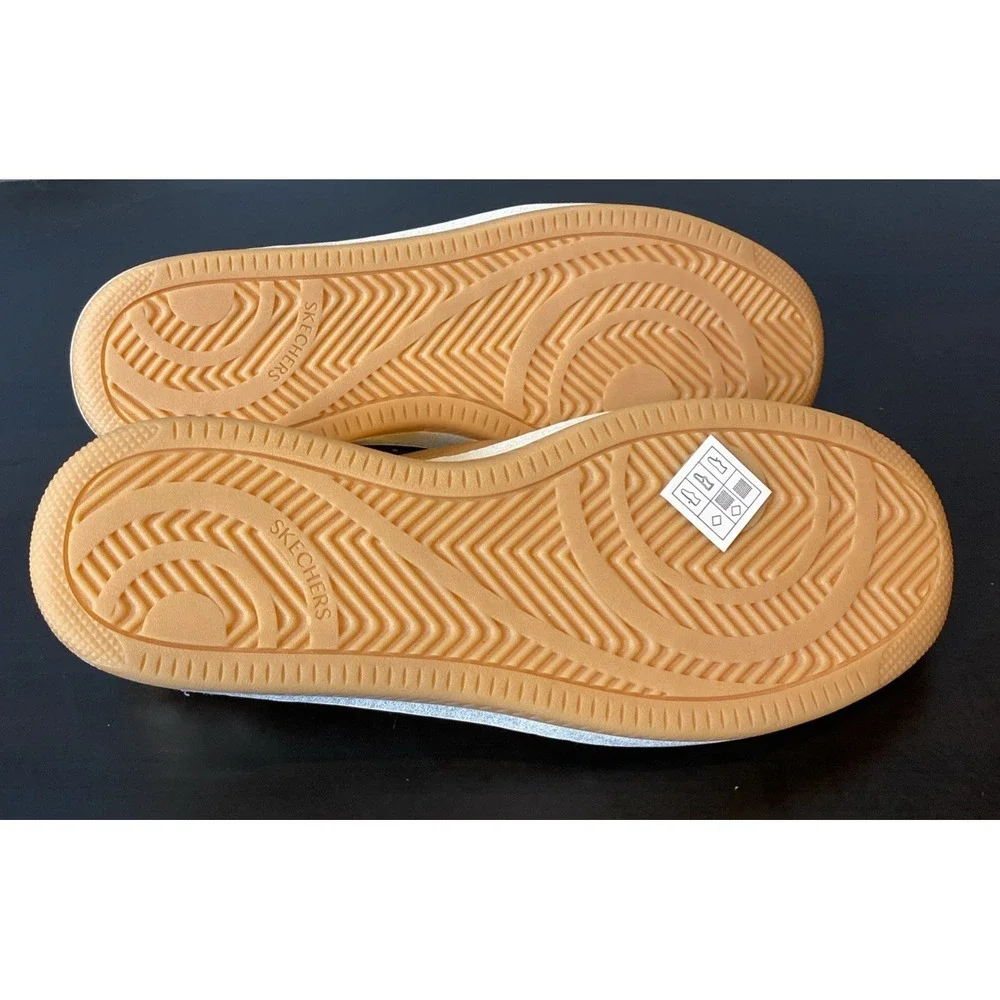 Skechers Women's Sport Court 2.0-Much Metallic Sneaker Size 9.5 Solid Gold Shiny